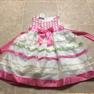 Girls dress